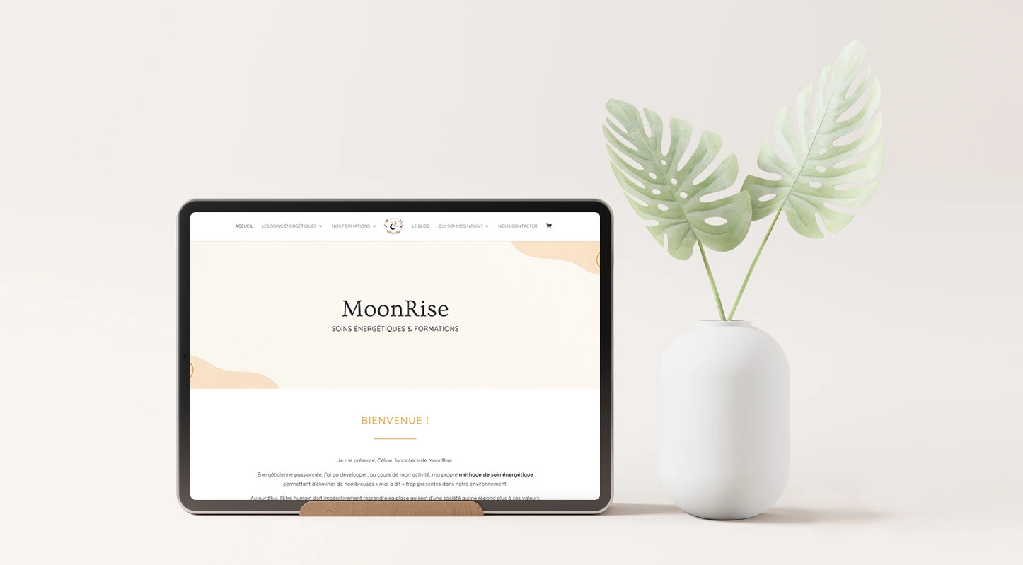 portfolio-moonrise3 portfolio myriam kamala logotype